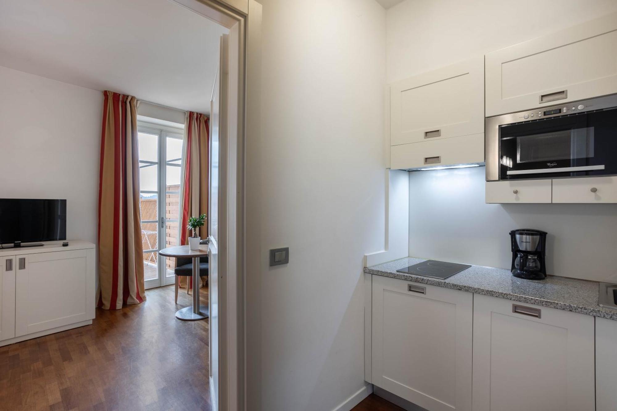 Antico Verbano Aparthotel 3*